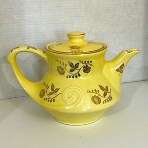 Vintage Pearl hand decorated yellow teapot with 22K gold floral motif USA